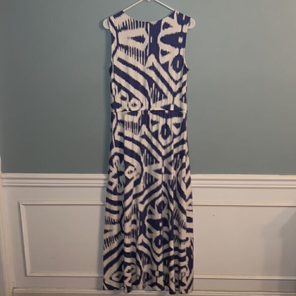 Talbots Women’s M New beautiful blue and white sleeveless maxi dress - Picture 9 of 12